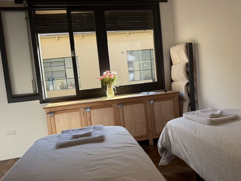 Clivias Hostel