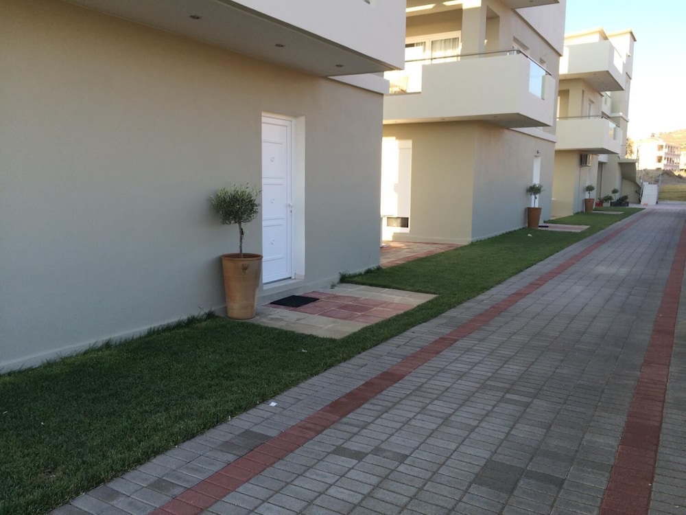 Photo 37