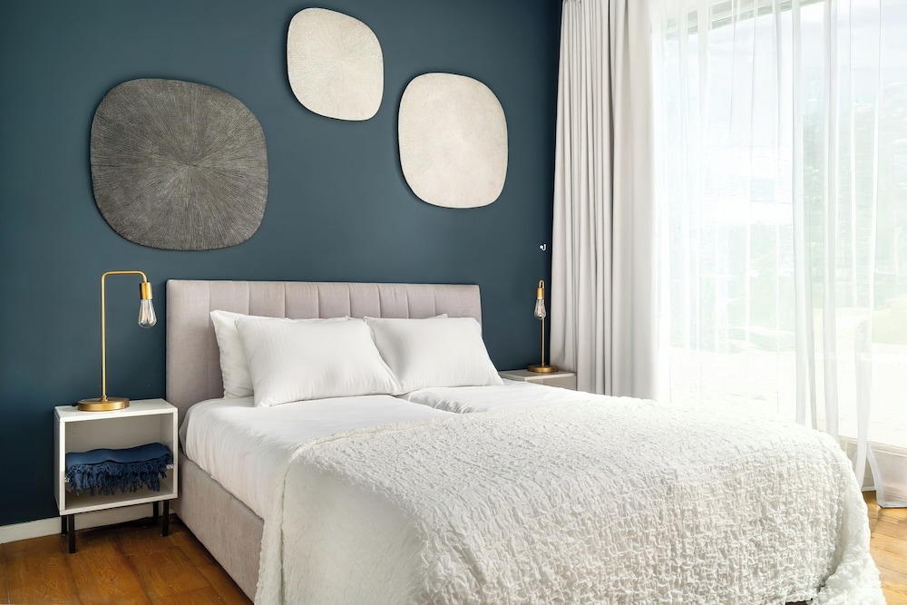 Allenby Urban Living Apartments by Sea N Rent