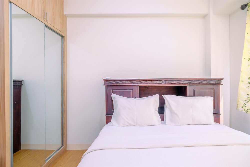 Nice and Comfort Living 2BR at Podomoro Golf View Apartment