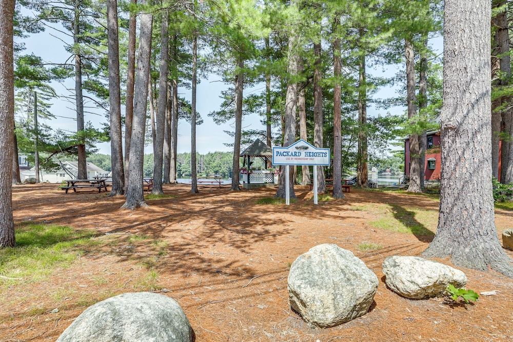 Lakefront Orange Vacation Rental - Pet Friendly!