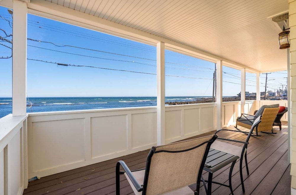 Oceanfront Front Porch Back Deck Kitchen