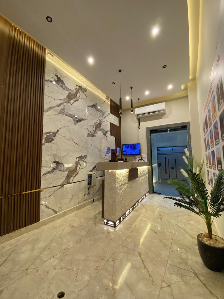 Galleria Pyramids View Hotel