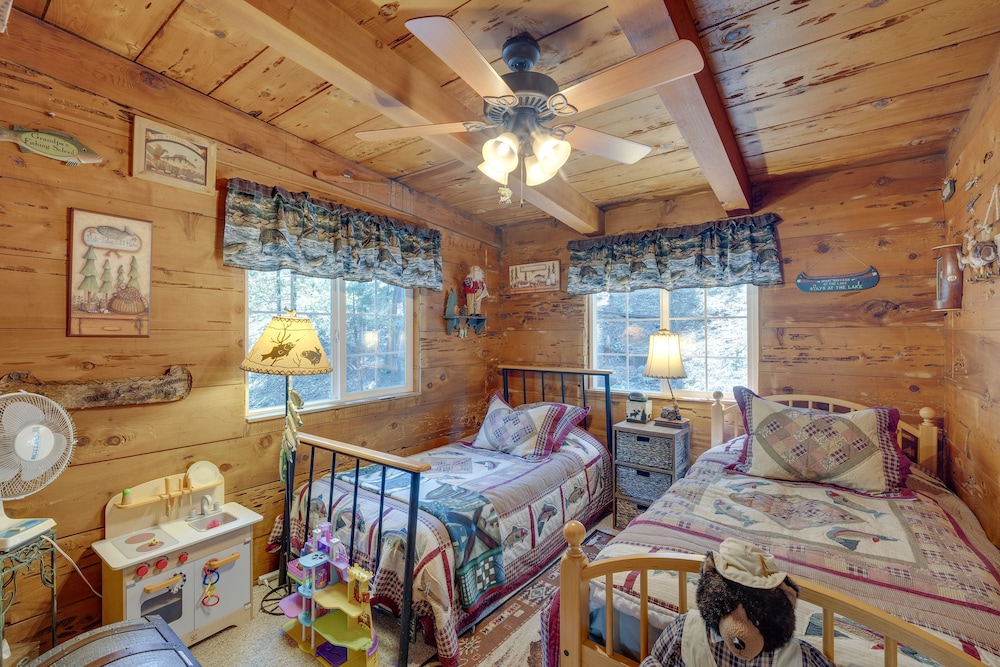 Creekside Cabin By Calaveras Big Trees State Park view 3