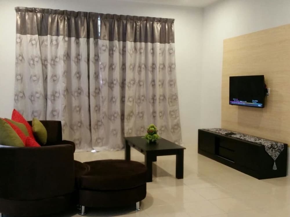 Kemaman Resthouse A photo 2
