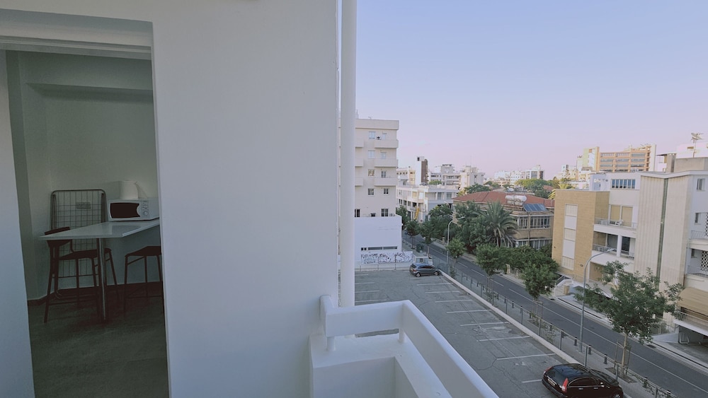 142 NIC 1 - Stay City Life 1 Apartment