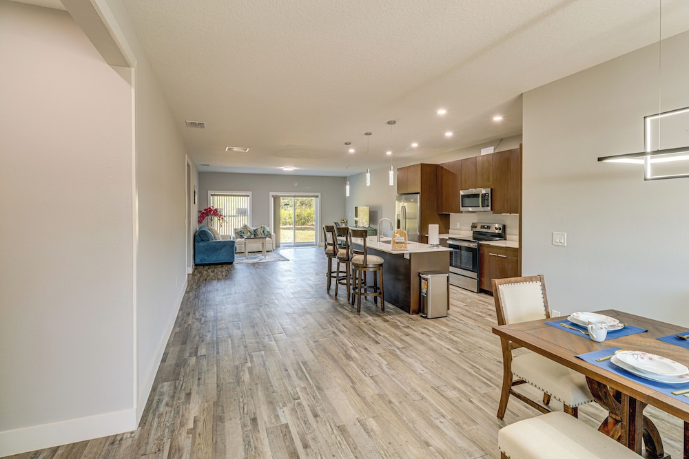 4 Mi to Golf: Quiet Lake Wales Retreat