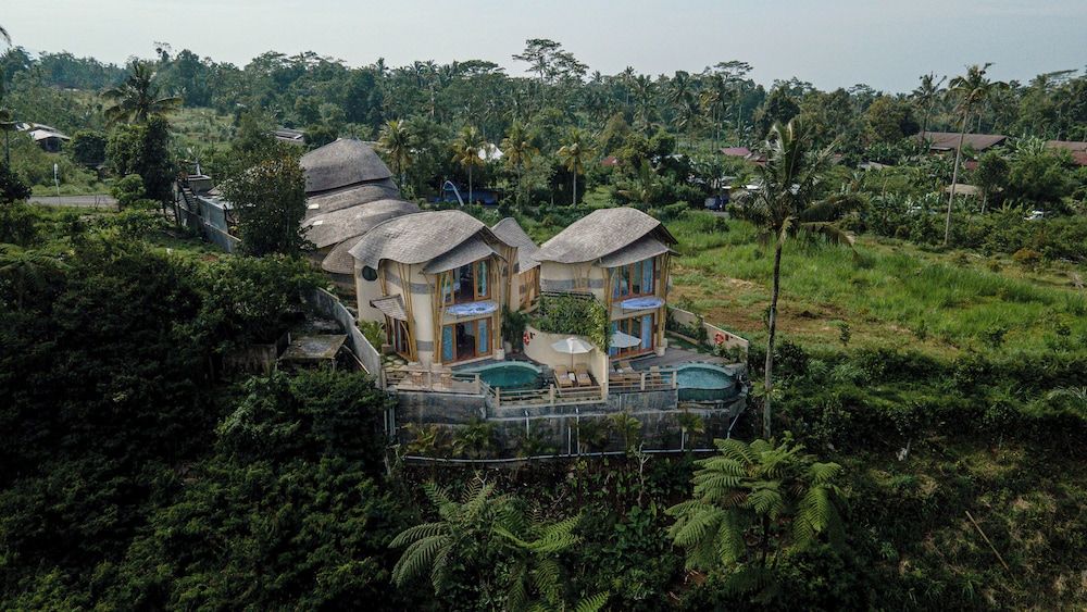 The Scape Valley Villa by GenuineHost