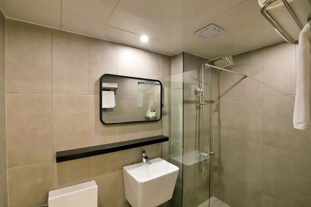 HOTEL141