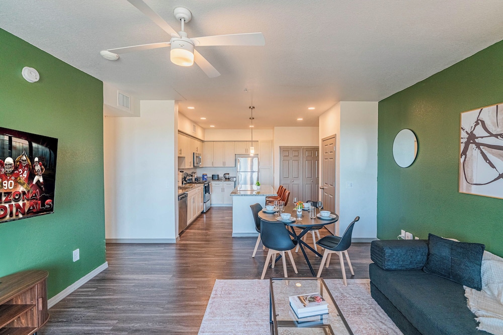 ROVE LIVING/KL - Cardinal 95