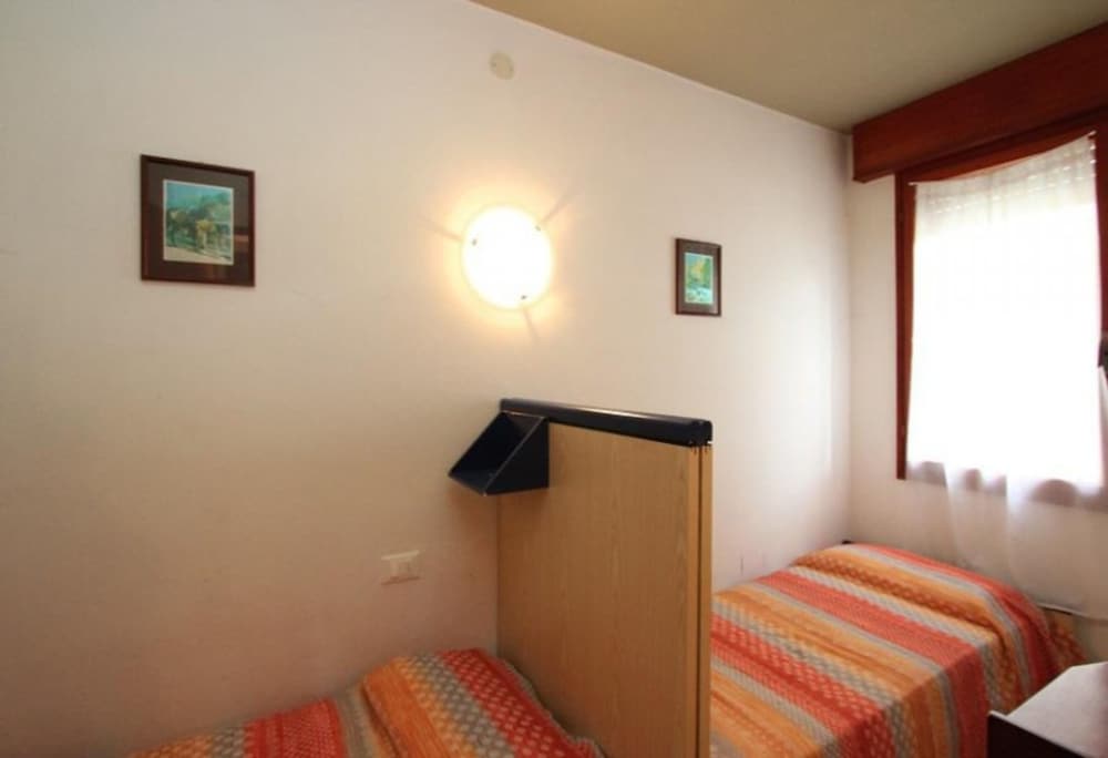 Cozy 2 Bedroom Apartment Facing the sea view 5