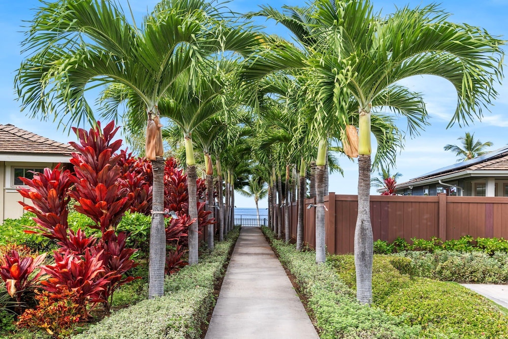 Hawaiian Unit - Outdoor Private Pool - Central AC - Vrkcv