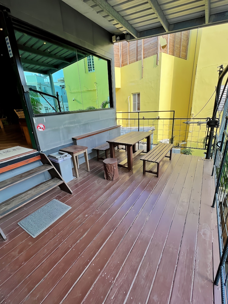 返璞歸真KO hostel 墾丁背包客棧