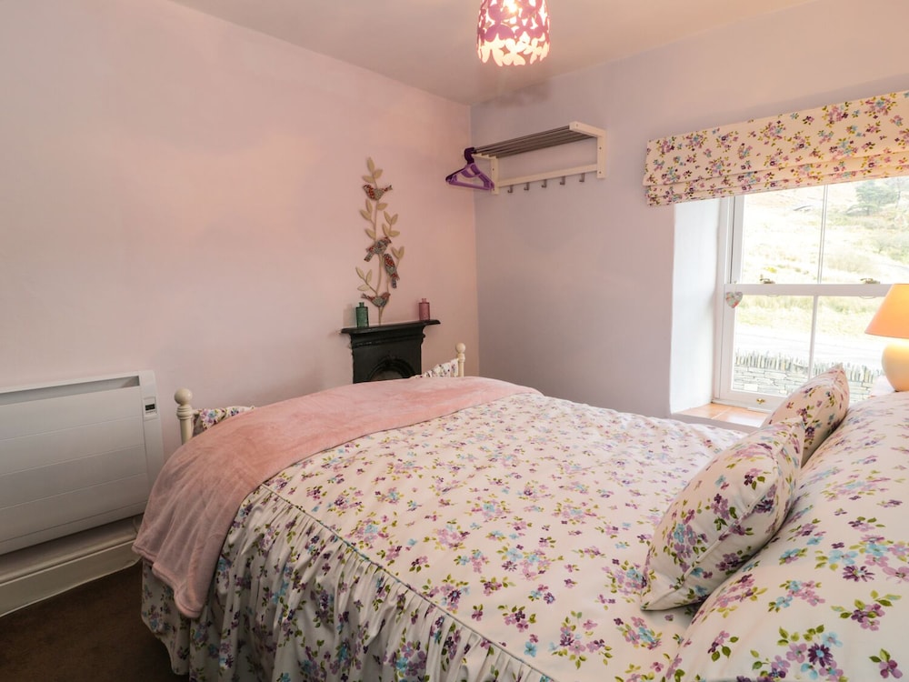 Miners Cottage view 4