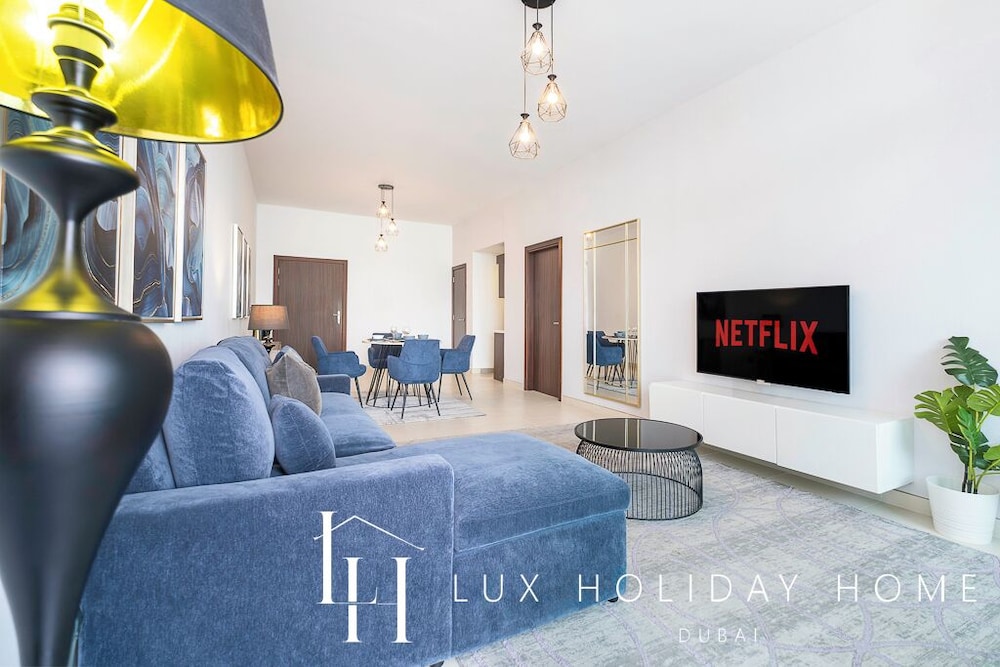 LUX Holiday Home - Azure Residence 1