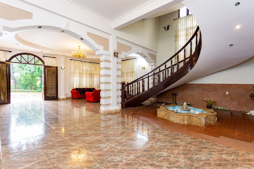 Villa. 231 Le Hong Phong view 3