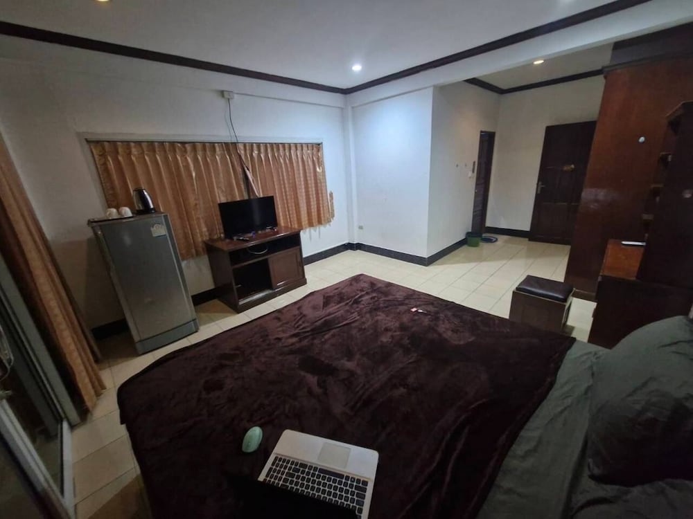 Green Hotel