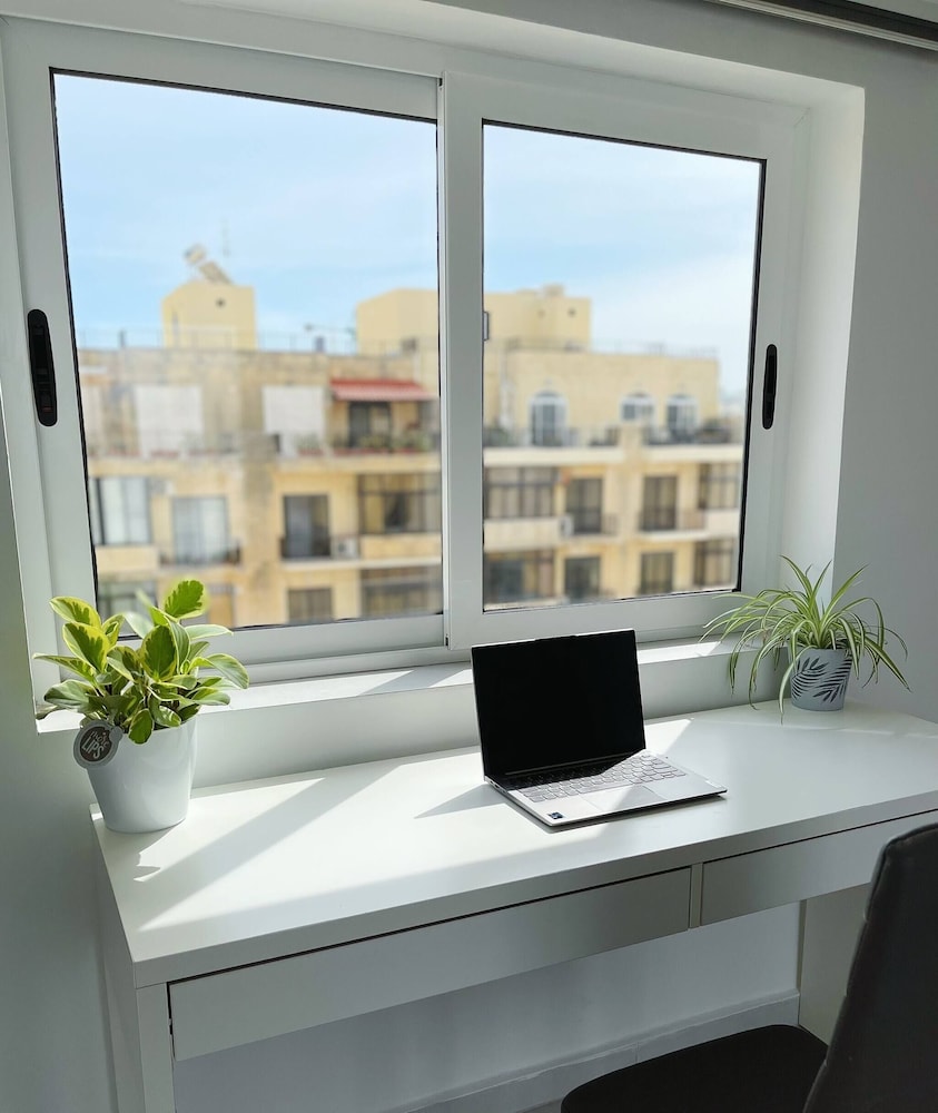 Los Arditos Duplex Penthouse Sliema