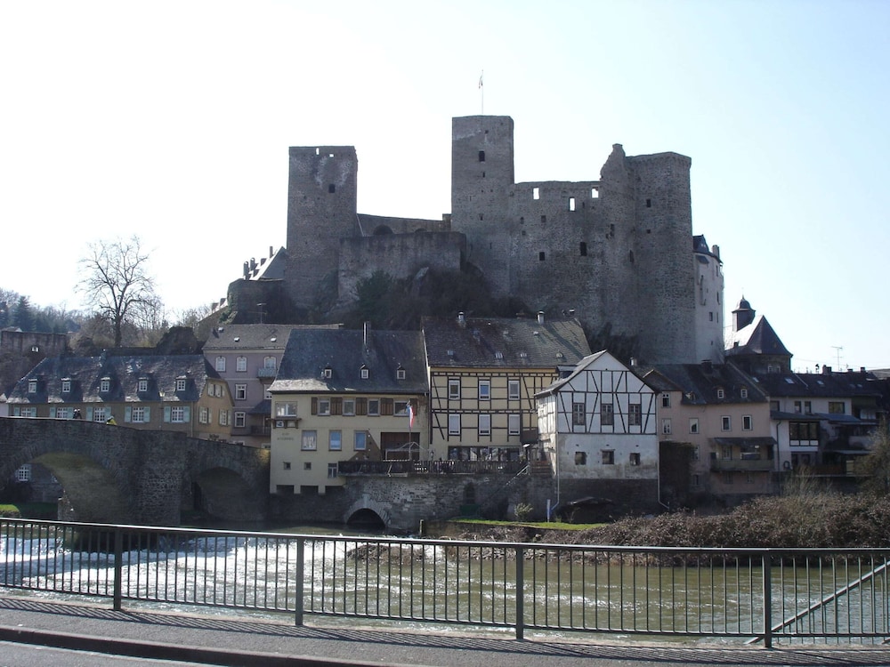 Photo 28