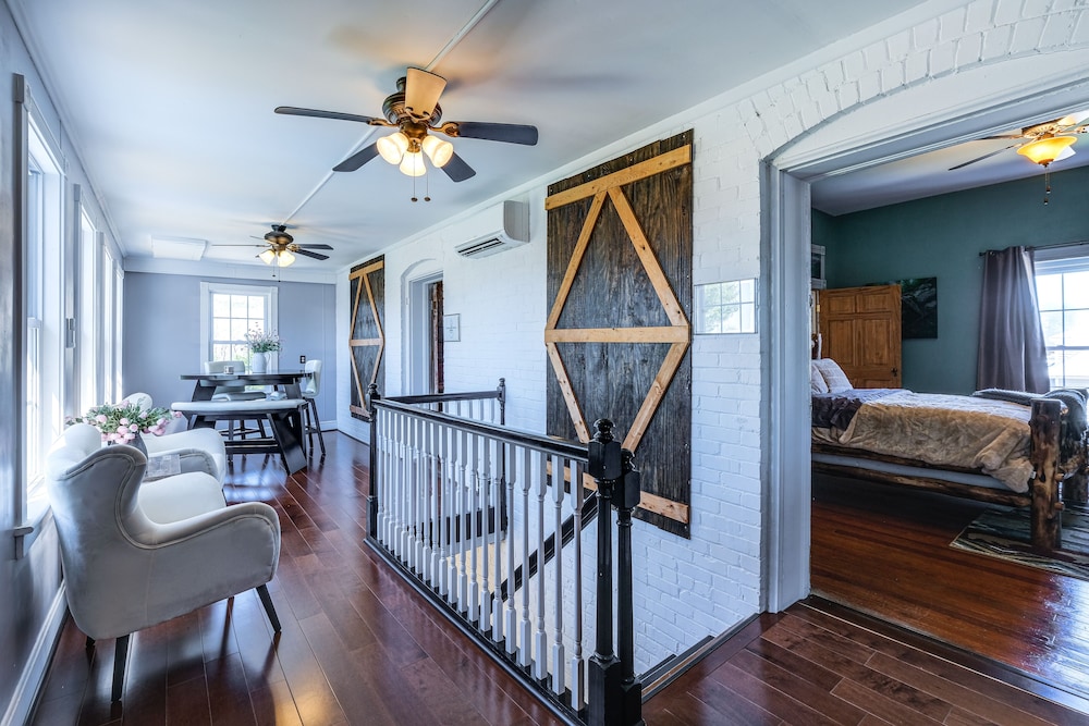 Luxe Virginia Historical Estate w/ Charcoal Grill! view 2