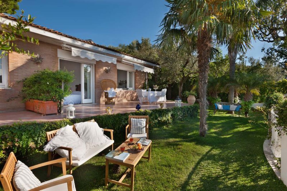 Villa Auxilia in Piano di Sorrento