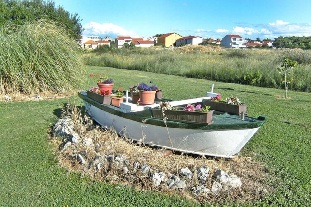 Apartment in Privlaka With sea Beach