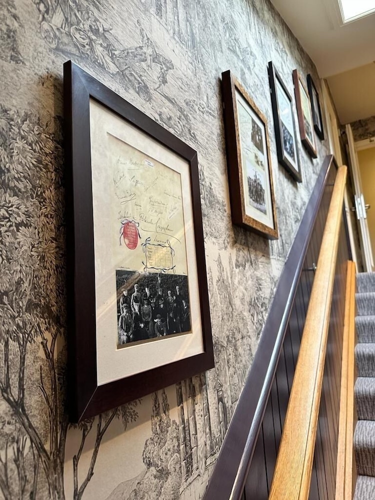 Elveden Inn