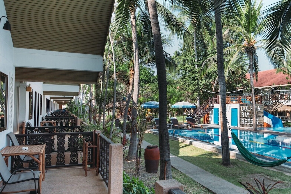 Dolphin Bay Beach Resort