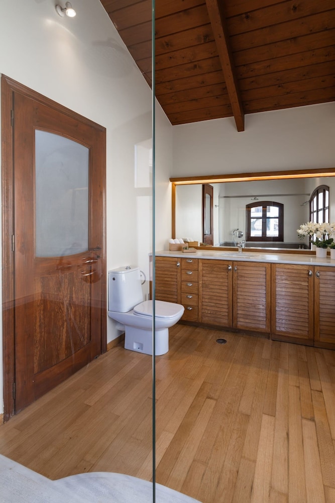 Ma Maison Downtown Villa N 8 Indoor Heated Pool