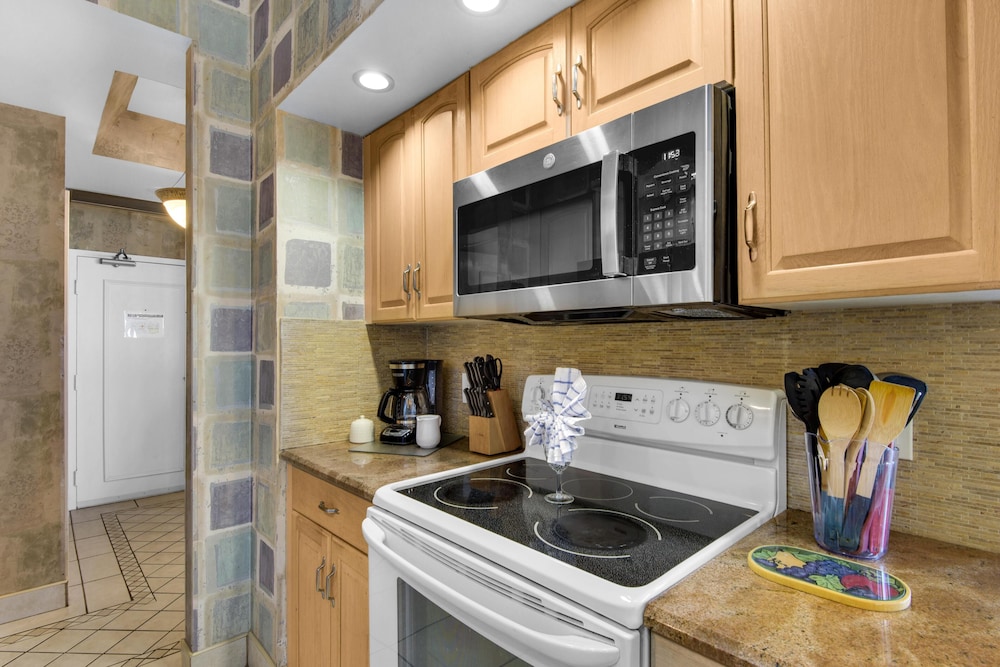 Surfside Resort #1508