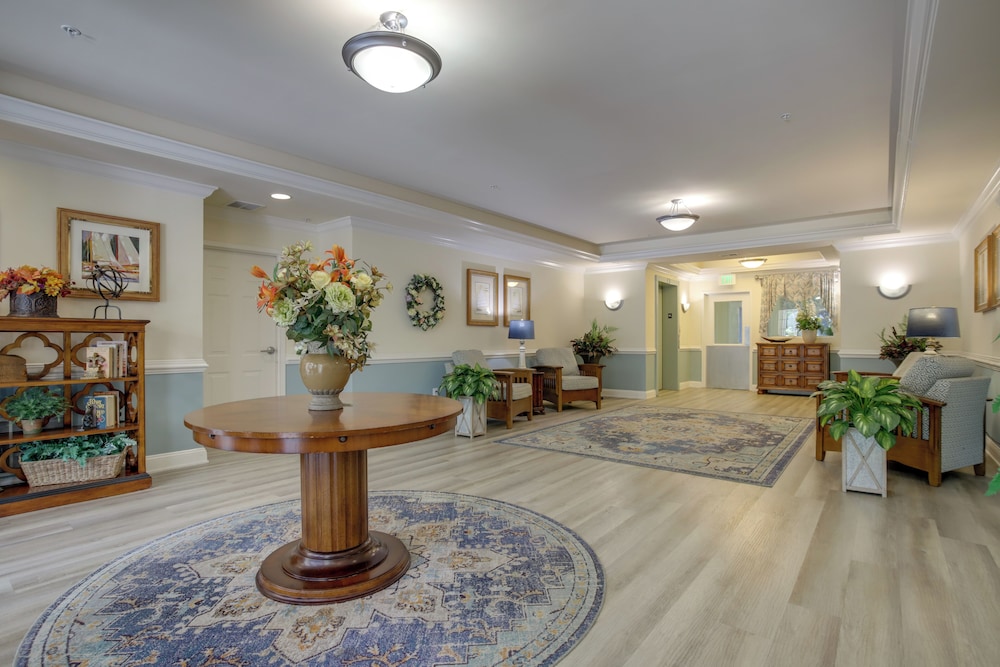 Walkable Condo w/ Drawbridge Views in Cambridge