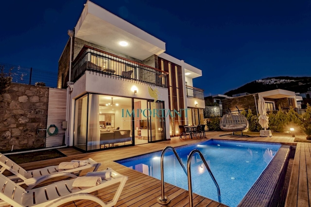 Farilya Villas by Important Group Travel