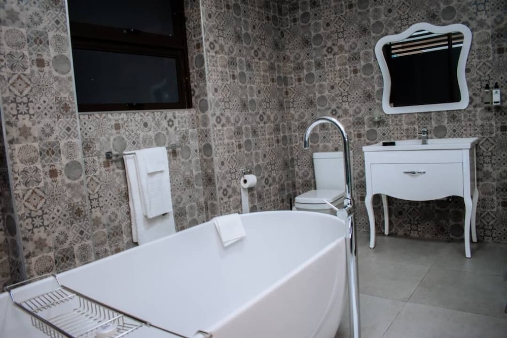Escapade Lux Guesthouse