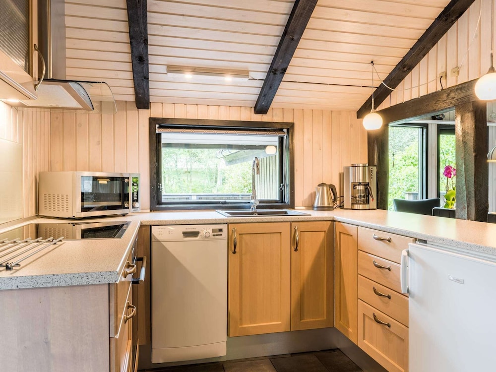 6 Person Holiday Home in Norre Nebel view 5