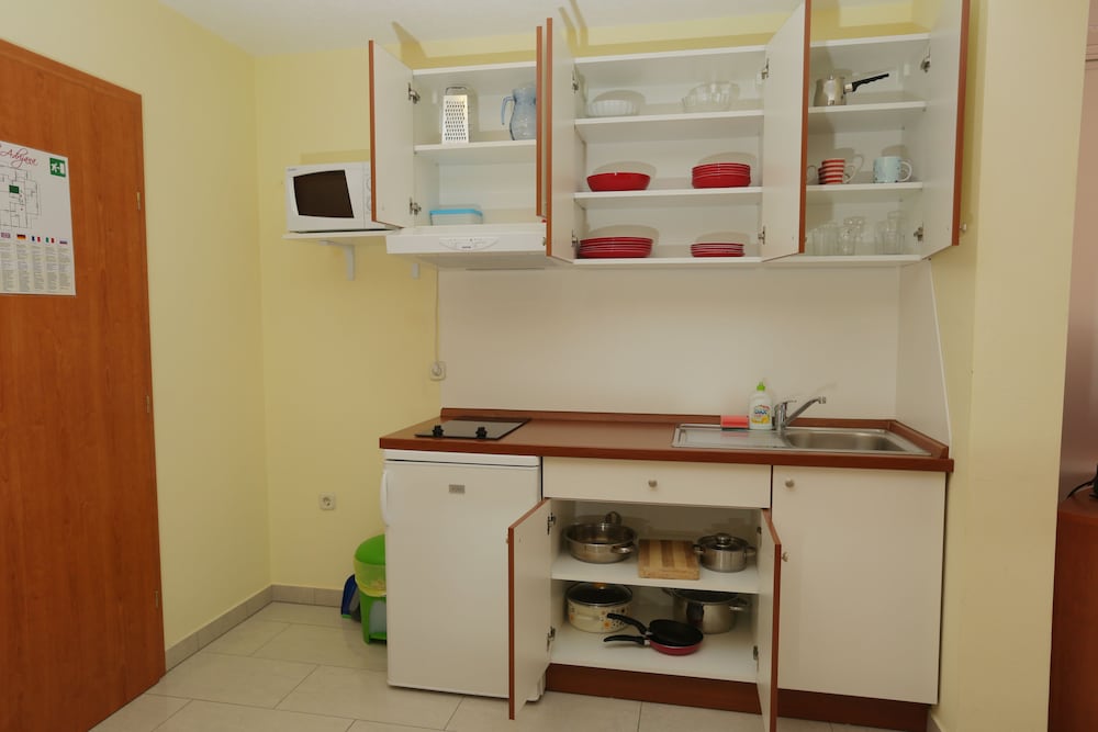 Apartments Vila Adrijana and Fitness Studio Wolf