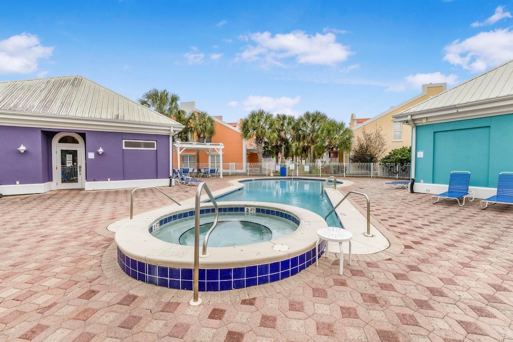Coral Retreat