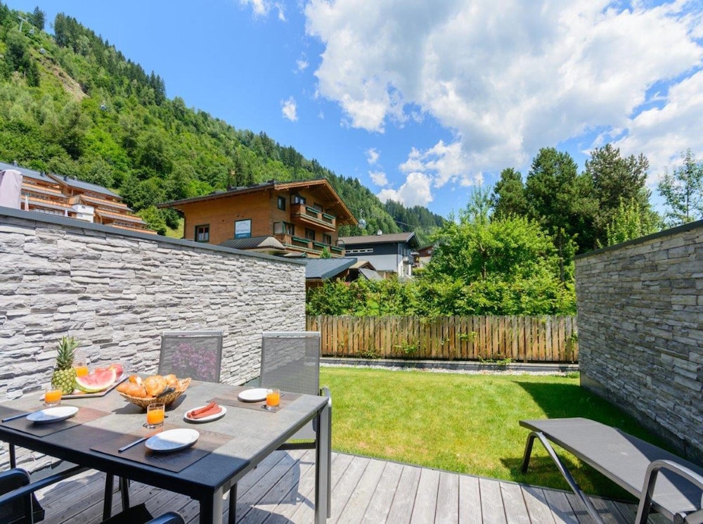 Apartment in Neukirchen Near Ski Lift & Sauna