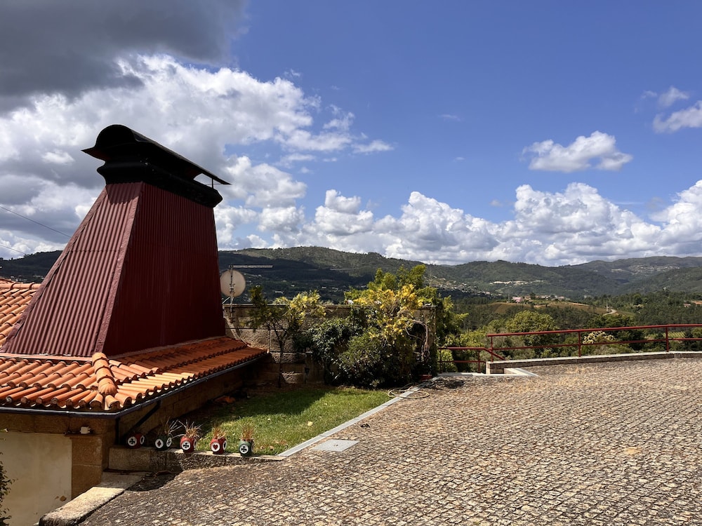 Nomad s Country - Cimo de Vila The Valley Terrace