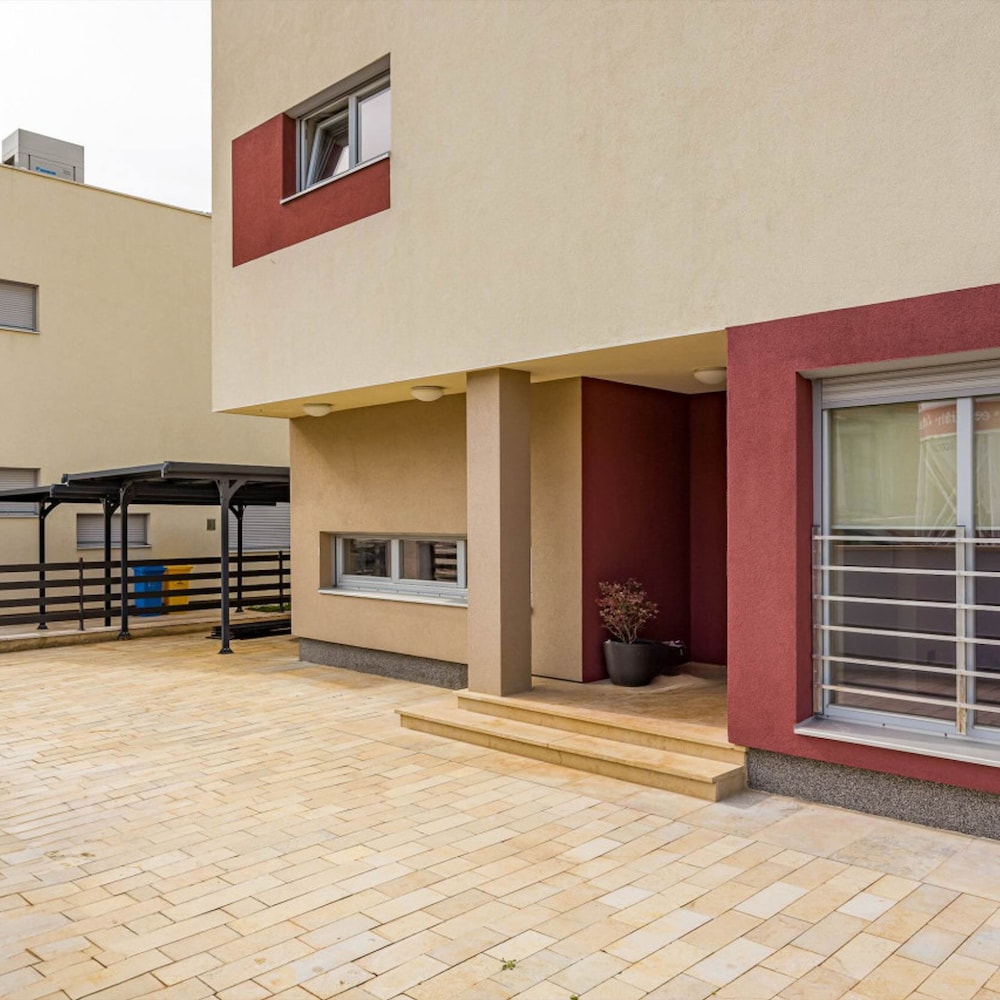 Villa Palma - Seaside Luxury Villa for 6 Person