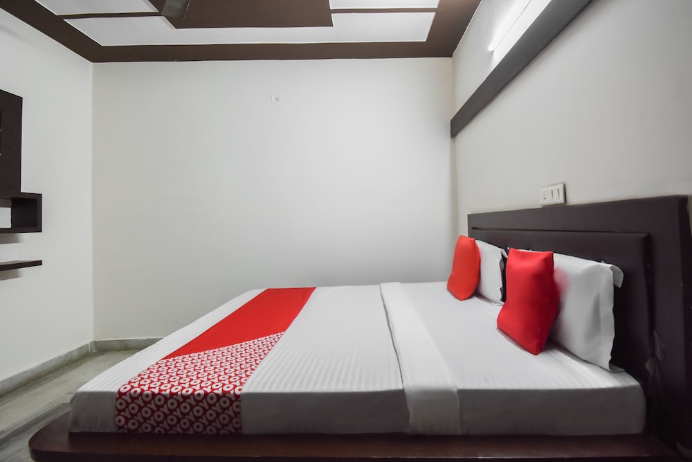 OYO 48899 Hotel V Seven - Property Image 22