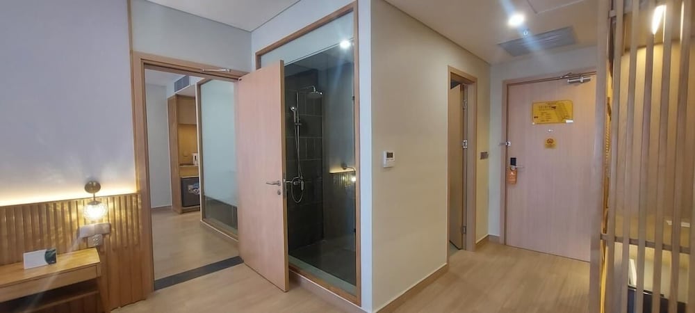 Photo 28