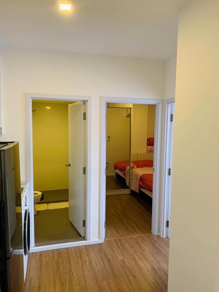 Lovely 2-bed Apart - 19th Floor Notting Hill Bldg view 4