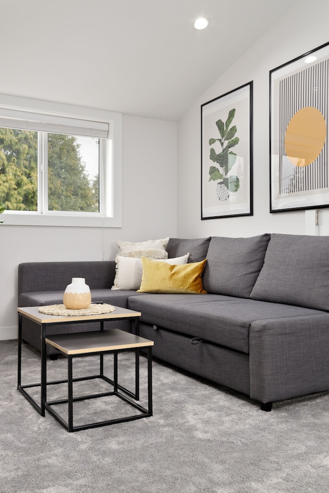 791 Durward Avenue - Image 2