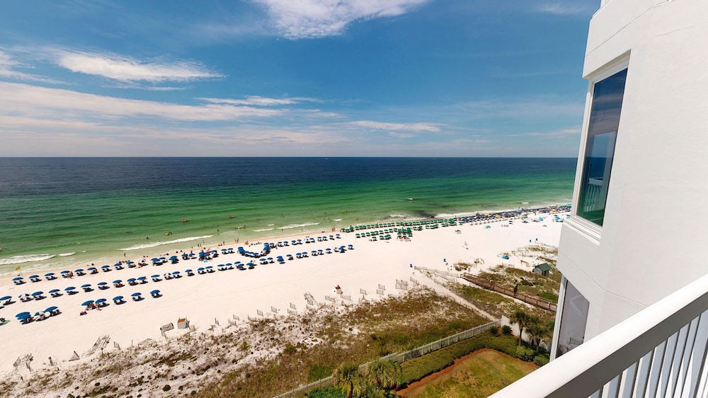 Silver Beach 1104w 3 Bedroom Condo