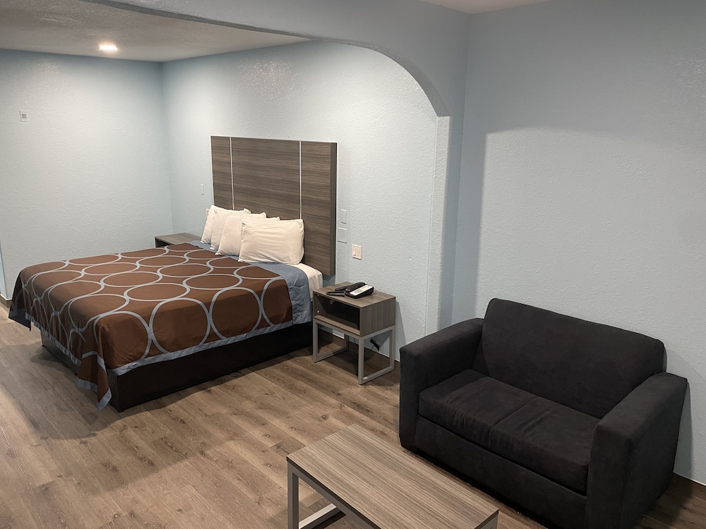 Super Stay Inn and Suites - Property Image 13
