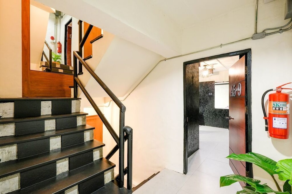 Salee Hostel