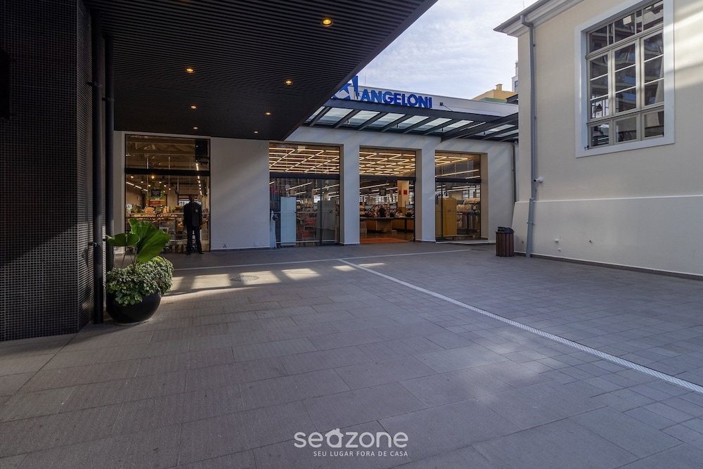 TVT - Luxury Studios in the Center of Florianopolis