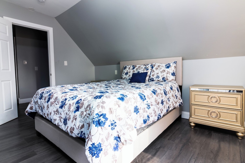 Double House Rental – 11Br Perfect For Big Groups