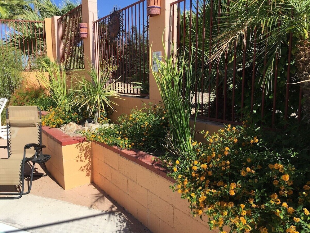 La Siesta Motel & RV Resort