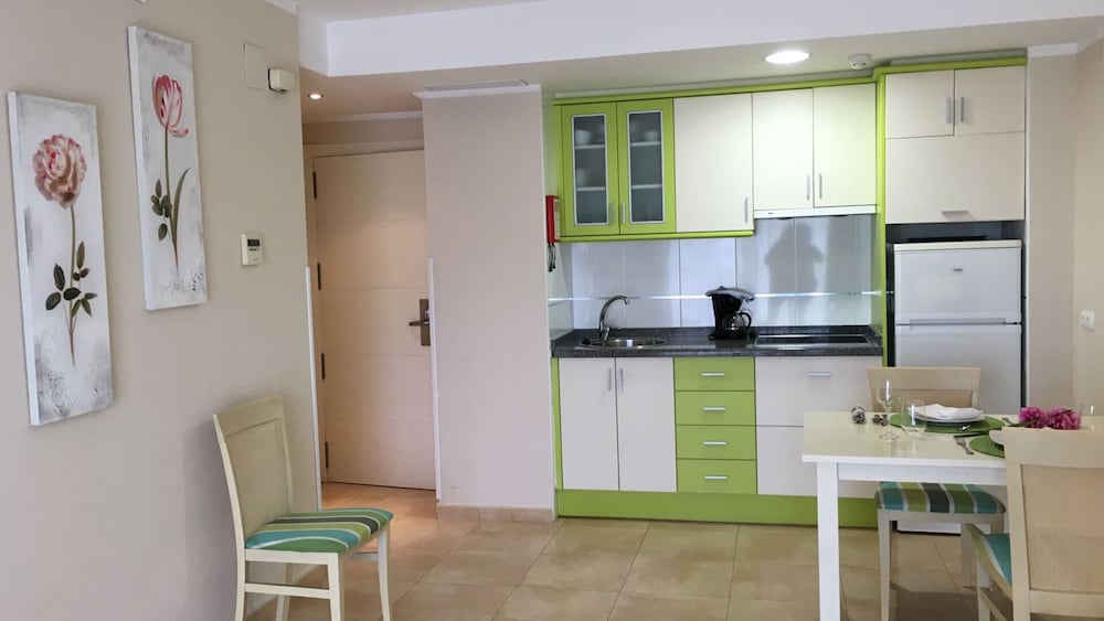 Apartamentos Esmeralda Suites view 2